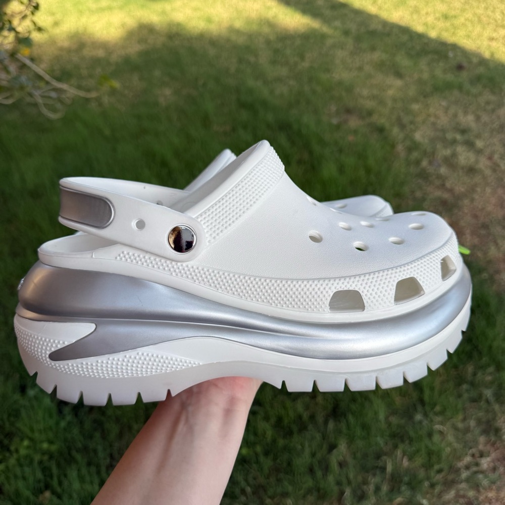 NEW! CROC Mega Crush Metallic Clog Size 10 Women